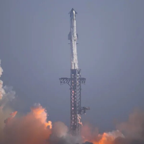 SpaceX’s Starship V3 deploys most superior Starlink satellites then pulls off greatest…