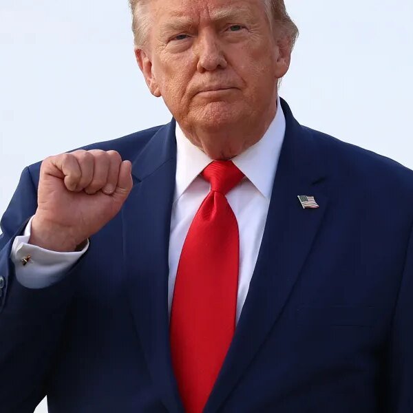 Trump weighs ‘large assault’ on Iran as Tehran’s chokehold on oil will…