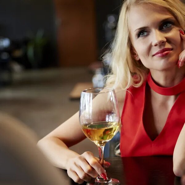 College girls are snapping up the highest-earning males with out faculty levels