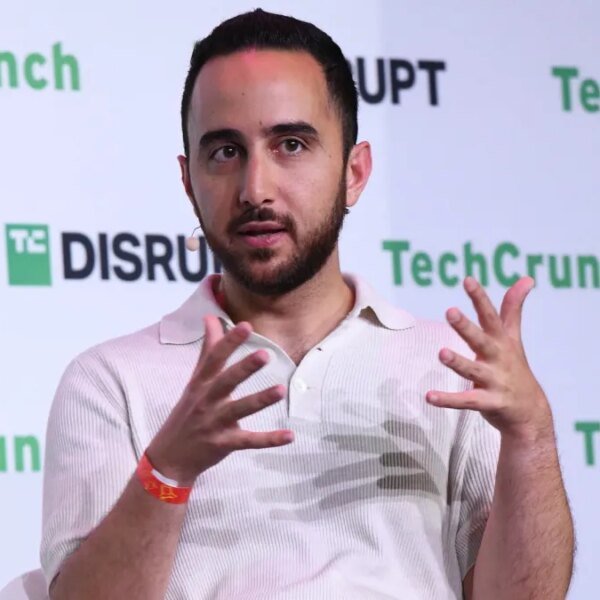 Why Greylock capped its new fund at $1.5B when it says it…
