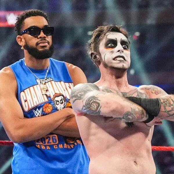 Knicks stars get entangled in WWE angles at Saturday Night’s Main Event