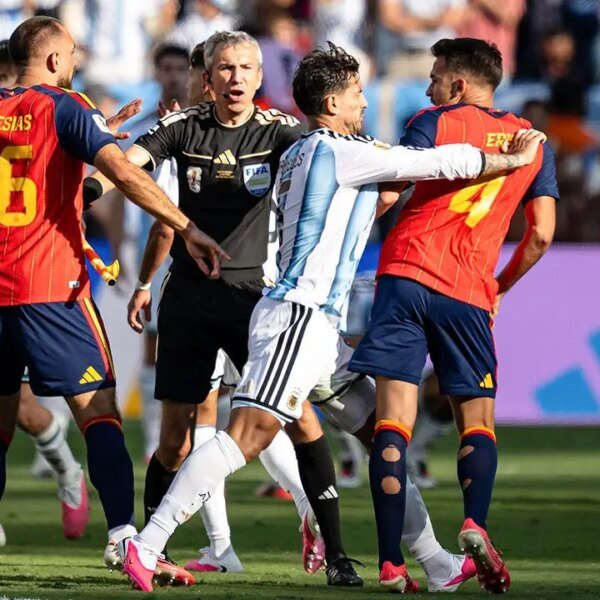 Paredes pink card mars Spain’s further time World Cup win over Argentina