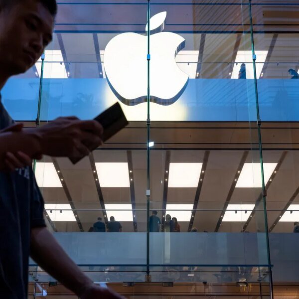 Apple brings again card funds for Apple Account purchases in India after…
