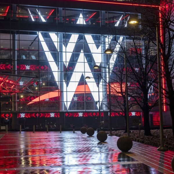 3-time WWE champion declares wrestling return simply 11 months after retiring