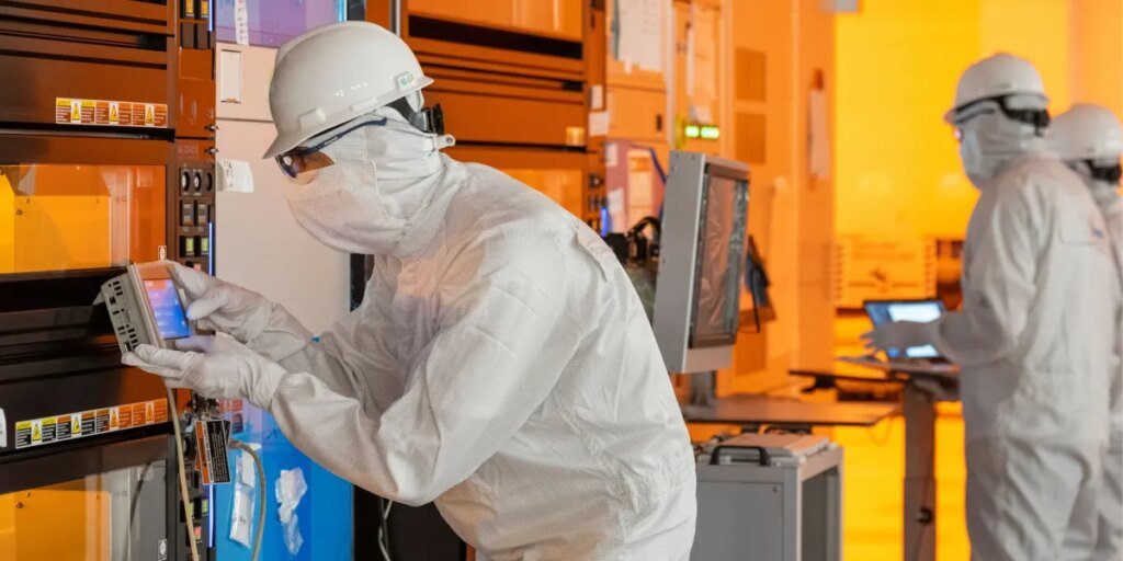 South Korean teenagers are skipping levels for semiconductor college—they’re touchdown six-figure jobs at 17