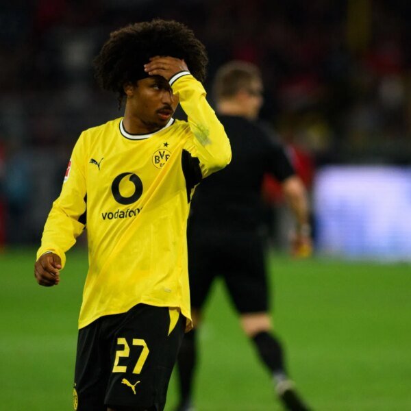 Dortmund insert huge sell-on clause in deal as Barcelona comply with signal&hellip;