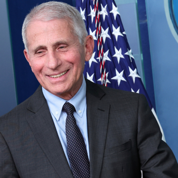 Legacy media covers Anthony Fauci diary by criticizing Donald Trump as a…