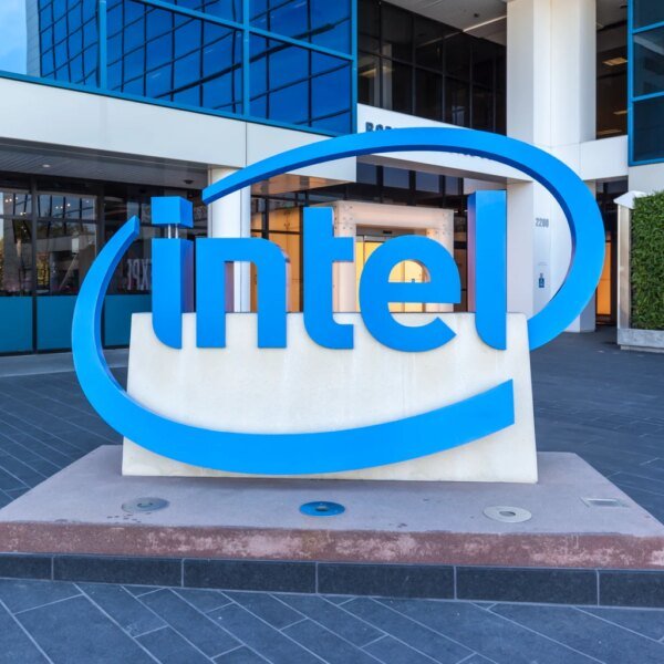 Intel: Grotesque Valuation
