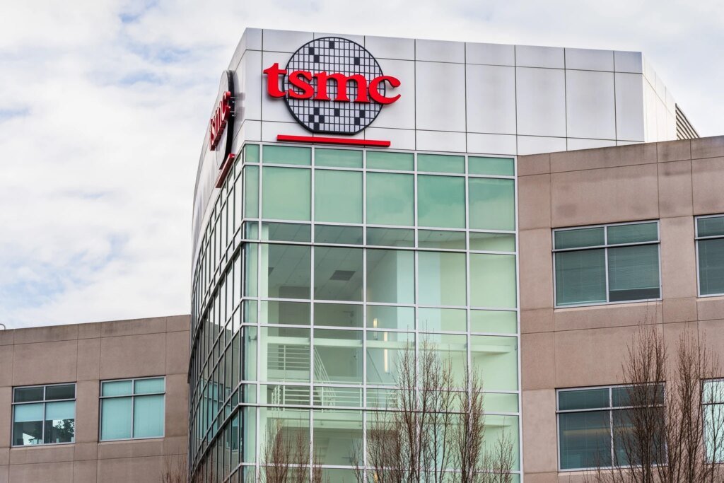 TSMC Stock Is A Far Safer Buy Than Fabless Giants (NYSE:TSM)