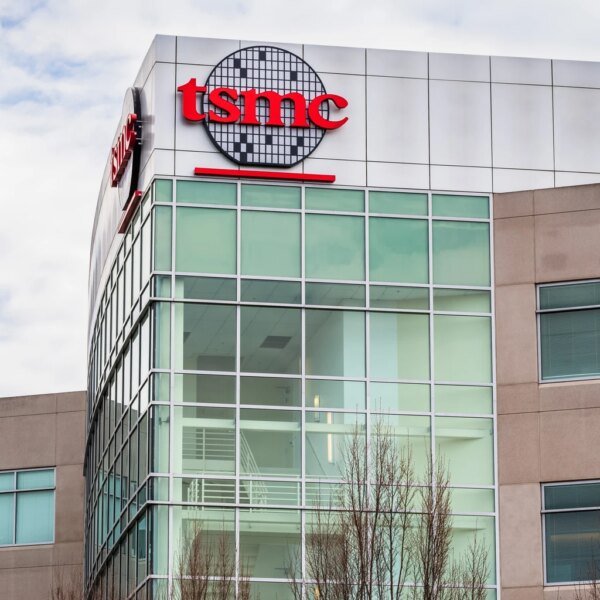 TSMC Stock Is A Far Safer Buy Than Fabless Giants (NYSE:TSM)