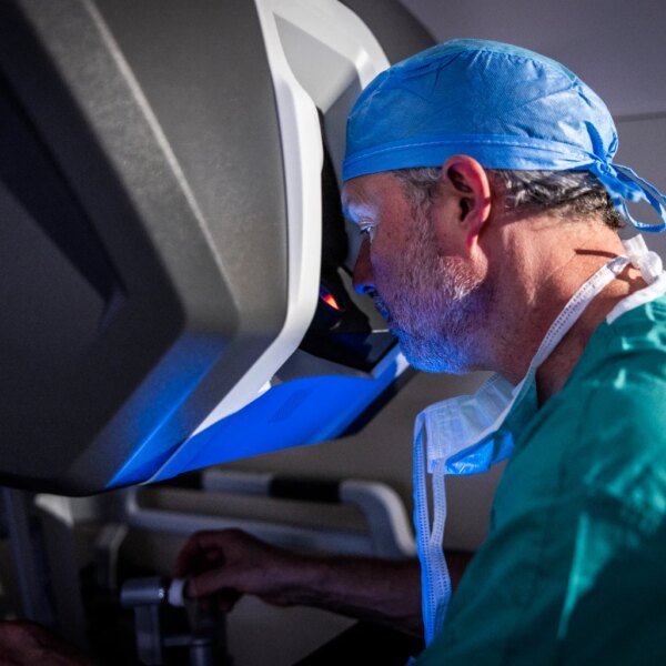 Intuitive Surgical Q2: The Market Is Missing The Bigger Picture (NASDAQ:ISRG)