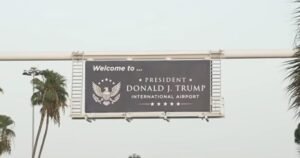 United Airlines Offers Free Flight Changes to Avoid Landing at Newly Named ‘President Donald J. Trump International Airport’ – Company Calls Internal Memo “Poorly Worded” After Exposure