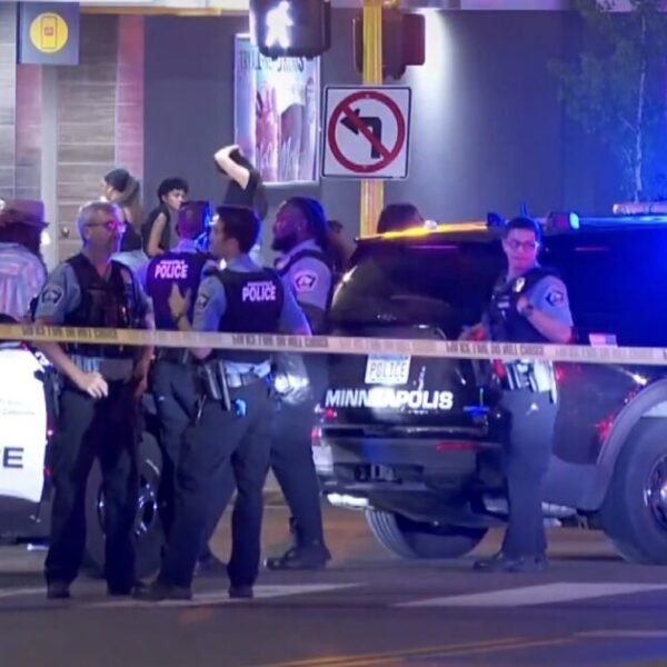 9 Injured in Shooting Outside Minneapolis Night Club Overnight – Suspect Still…