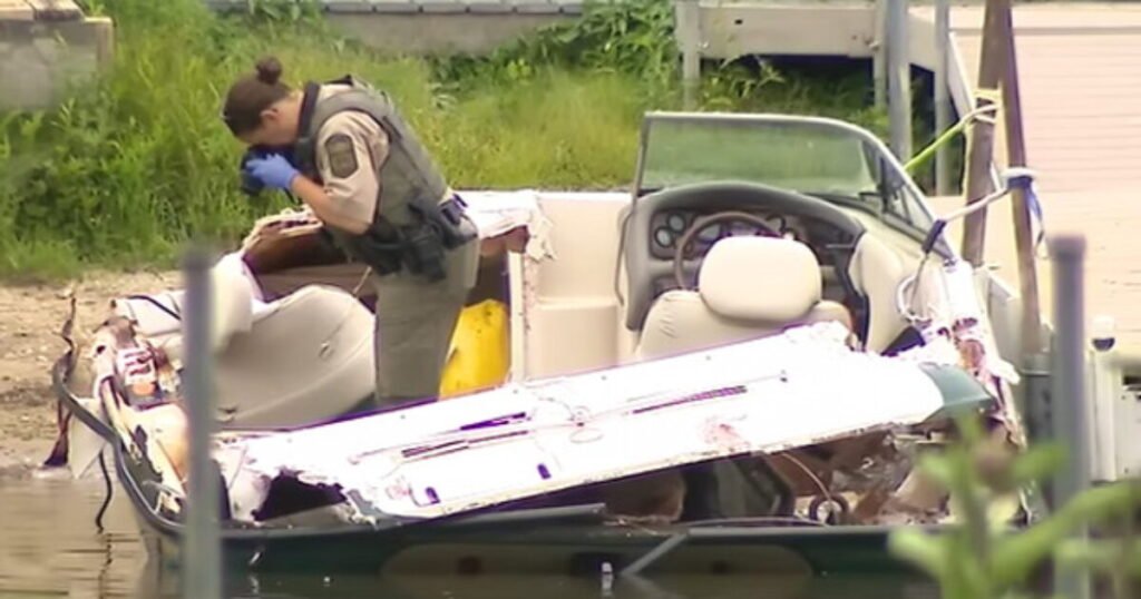 HORROR: Drunk Driver Speeding in Pontoon Boat on Illinois River Causes Accident That Decapitates Woman (VIDEO) * The Gateway Pundit * by Mike LaChance