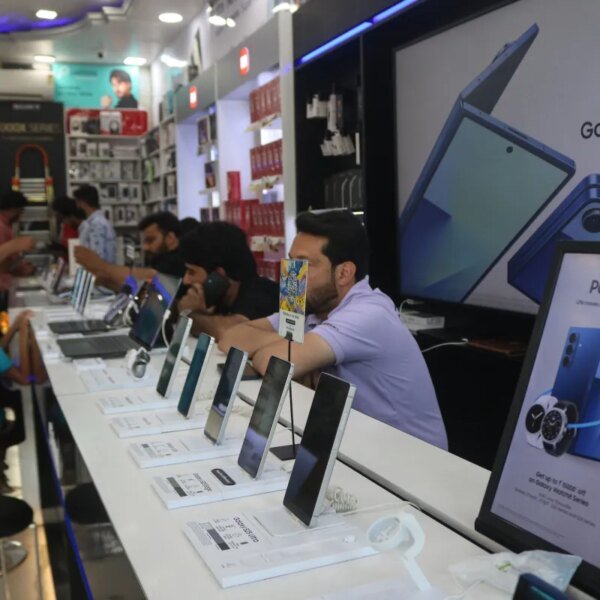 AI-driven reminiscence crunch jolts India’s smartphone market
