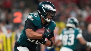 Saquon Barkley backs MLB gamers amid wage cap battle with house owners
