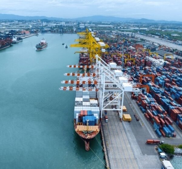 US June import costs +0.3% vs -0.7% anticipated