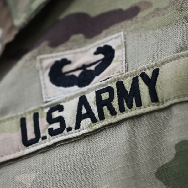 Hacktivists name out Trump by hacking and defacing US Army web sites