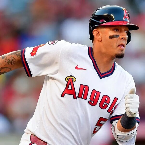 Angels’ Vaughn Grissom turns slick double play with unconventional transfer