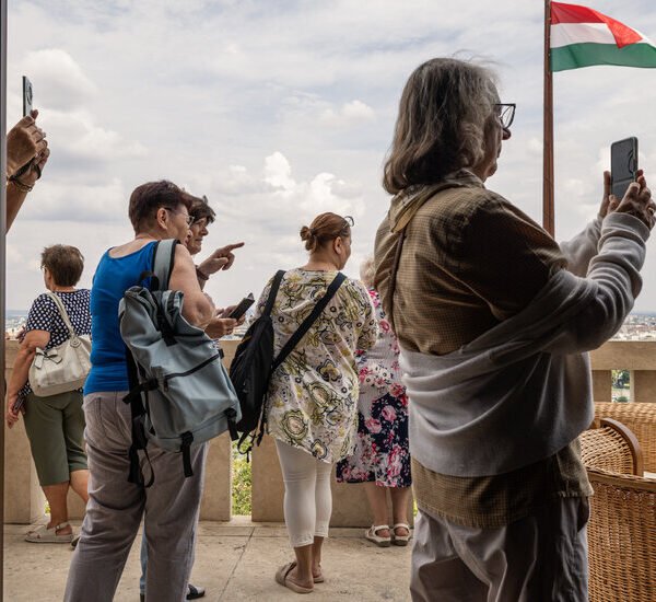 Orban’s Office, Thrown Open, Is Not the Den Hungarians Expected