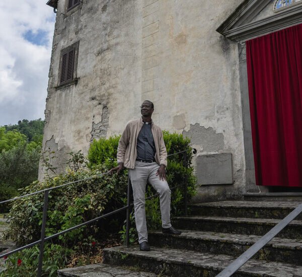 With Priests Scarce in Rural Italy, an African Pastor Is Filling the…