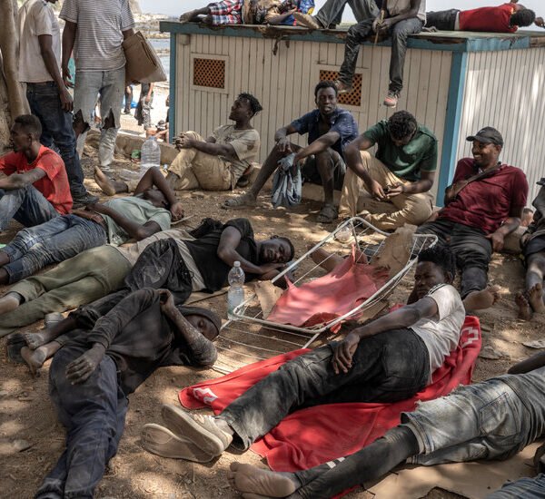 After Most Migrants Leave Ceuta, Exhausted Holdouts Find Shelter on Beach