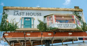 Can Netflix Save a Summer Slump With a Stunt on Sunset Boulevard?