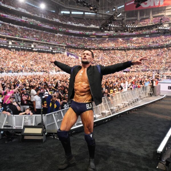 3 Reasons why WWE didn’t crown Finn Balor the No.1 contender at…