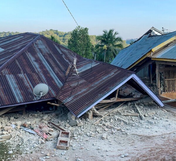 At Least 47 Dead as 7.7-Magnitude Earthquake Rocks Indonesia