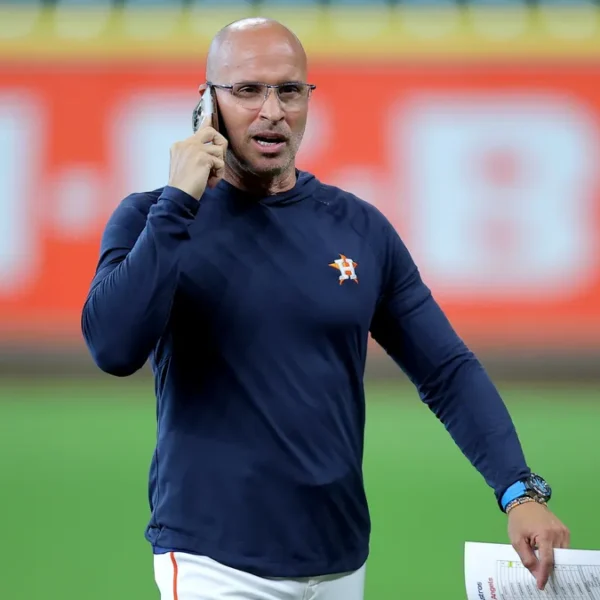 Can the Astros Make the Playoffs Without a General Manager?