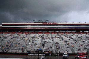 “Isn’t going to work”: NASCAR followers cut up over Bristol’s August return as 2027 schedule takes form