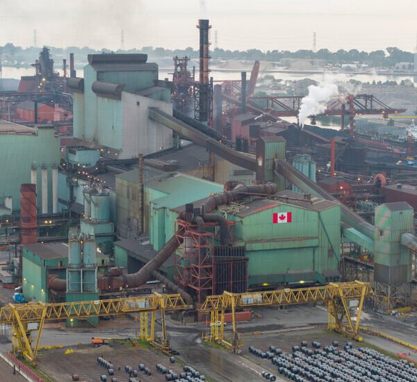 Canada-U.S. Tariff Talks Continue as Trump’s Midnight Deadline Looms