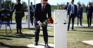 UK Prime Minister Burnham Arrives in Ukraine as Russia Amps Up Warnings