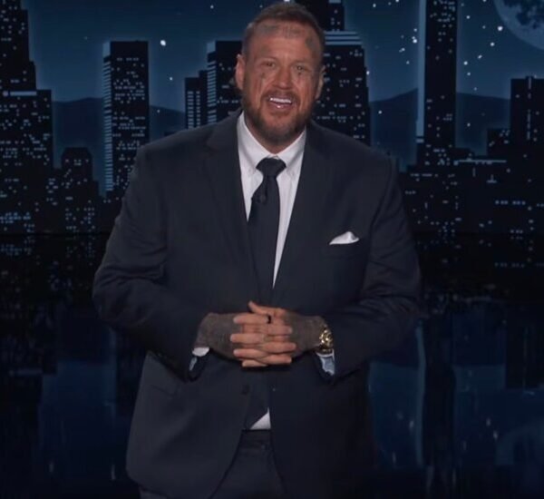 Jelly Roll Celebrates His 300-Pound Weight Loss on ‘Jimmy Kimmel Live’