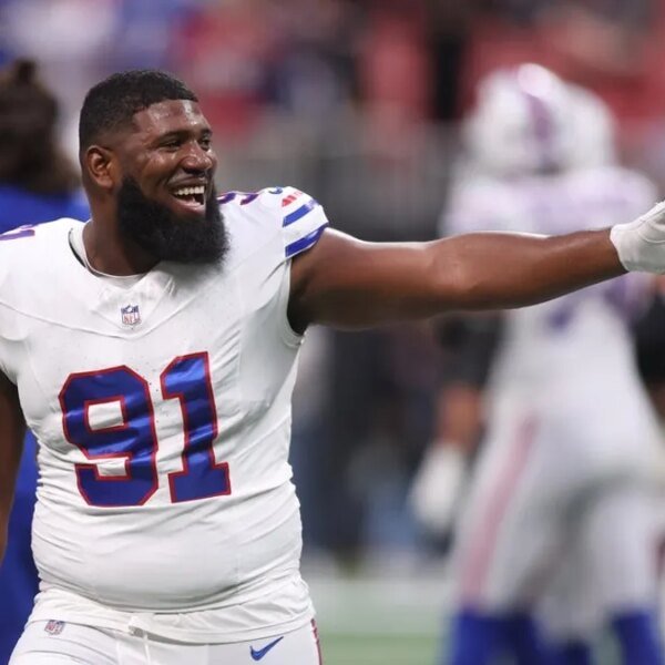 Bills ship condolences to Ed Oliver following dying of son