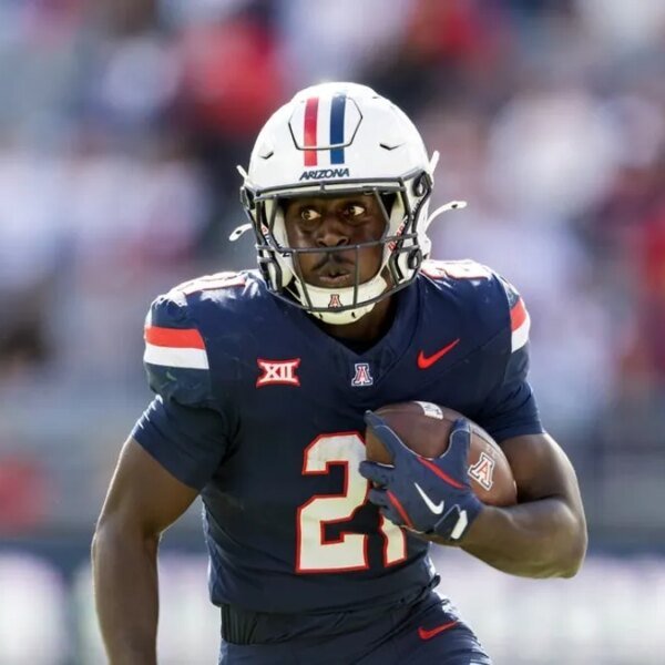 RB Ismail Mahdi, LB Max Harris rejoin Arizona for fifth yr of…