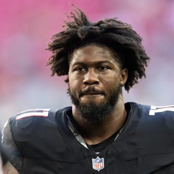 Falcons DE Jalon Walker carted off with leg harm