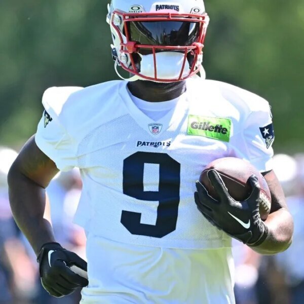 Reports: Texans receive WR Kayshon Boutte from Patriots