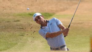 Joaquin Niemann cools off, however holds on to LIV Golf New York lead