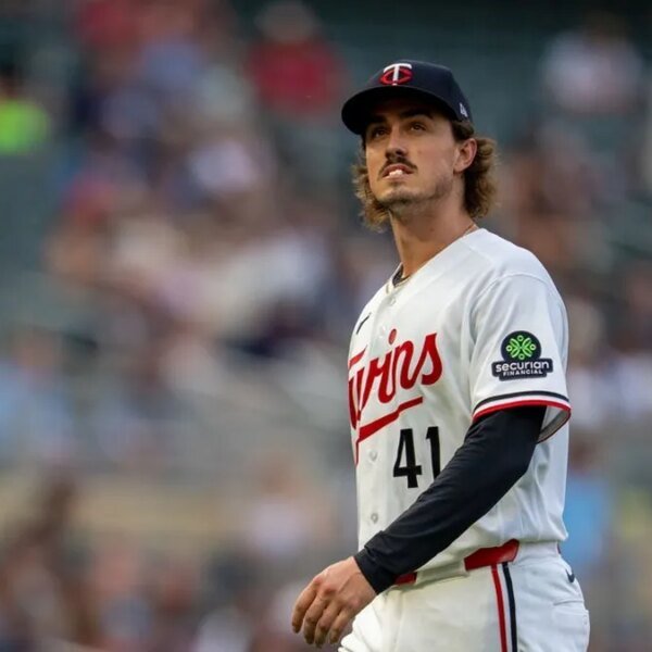 Twins go to Royals after pair of walk-off losses