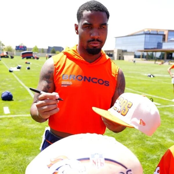 Broncos coach: WR Jaylen Waddle (leg) out 4-5 days