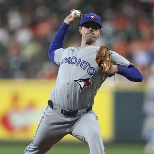 Shane Bieber, bettering Jays go for highway sweep of Phillies