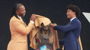Larry Fitzgerald thanks all of Arizona: ‘You gave me a house’