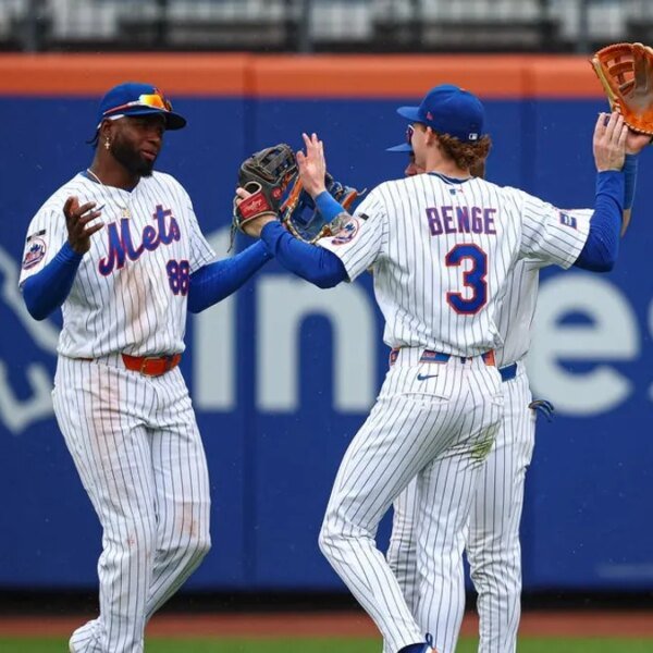 Mets profitable with protection towards aggressive Padres