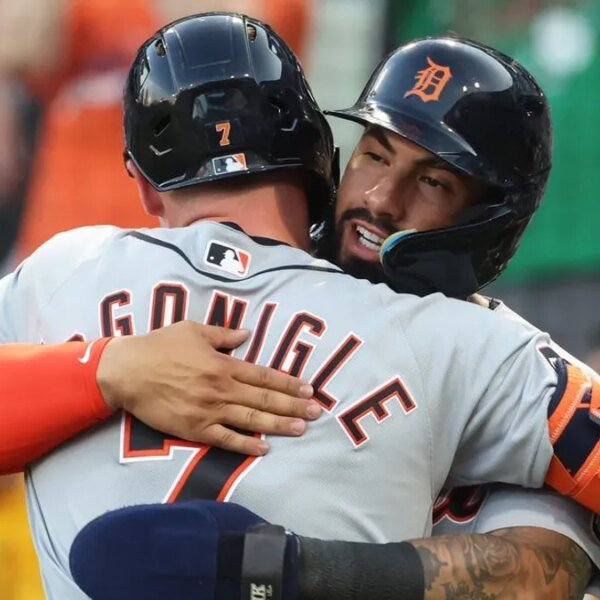 Tigers seize large lead, cruise previous Pirates as playoff push continues