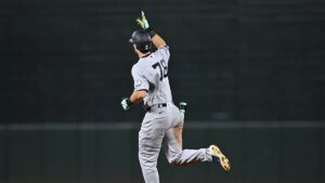 Yankees, optimistic about offensive progress, head dwelling to face Jays