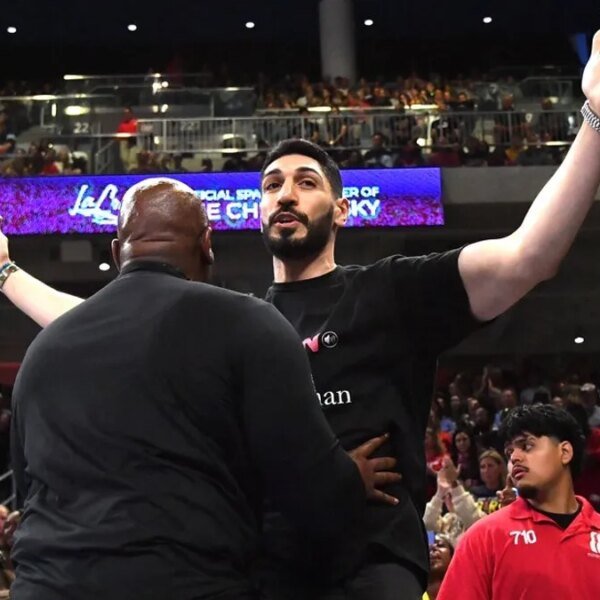 Former NBA participant ejected after confrontation with Sky’s Natasha Cloud