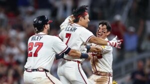 Ha-Seong Kim delivers in Braves’ walk-off win over Dodgers