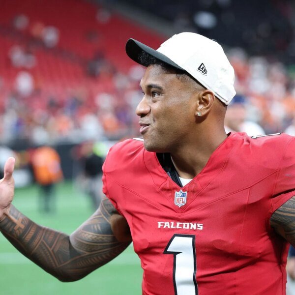 “Some things never change,” “Cut him”: NFL followers rip “brain dead” Tua…