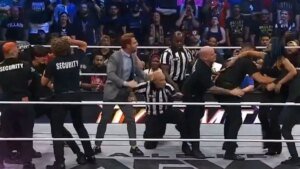 Huge Brawl Breaks Out On AEW Dynamite Involving Mercedes Mone; Security Forced To Intervene